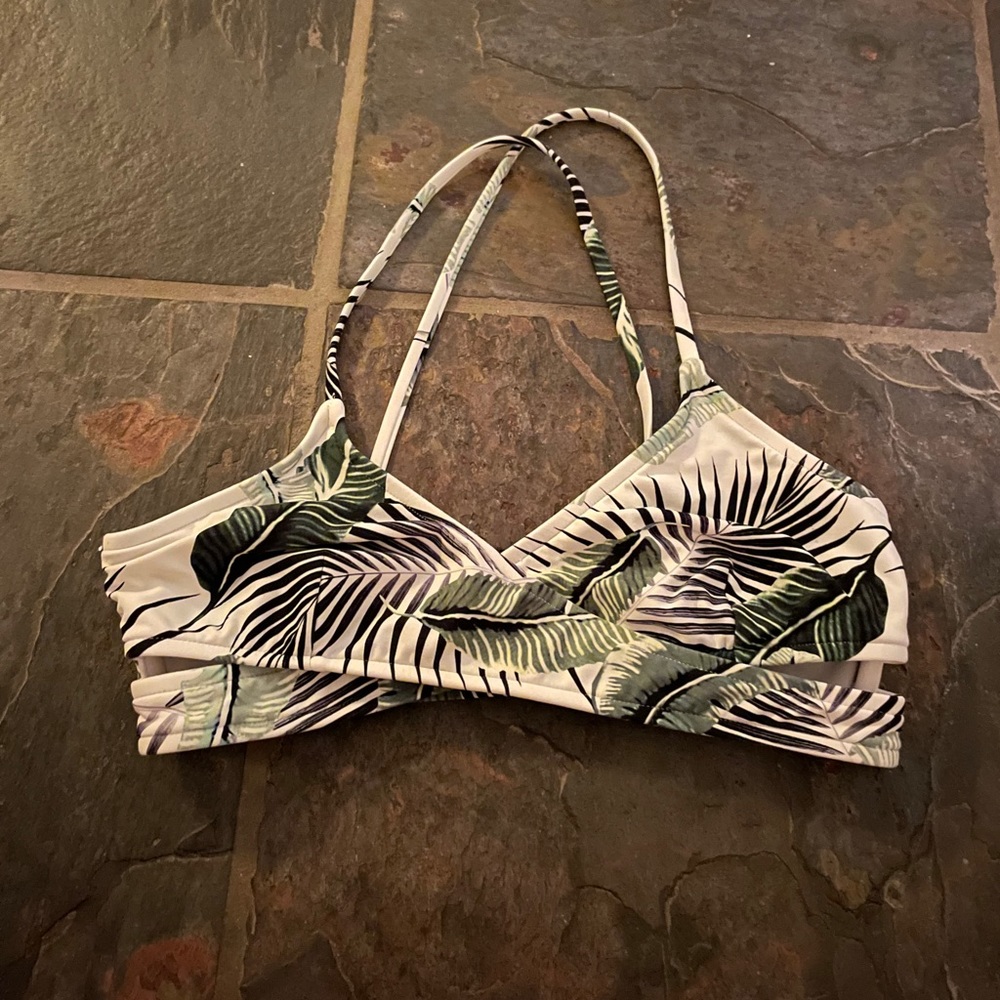 Ripcurl swimsuit top